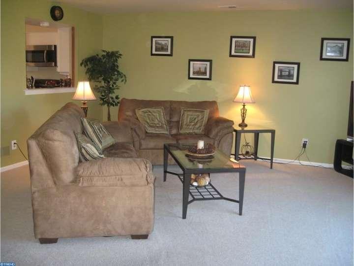 107 Conway Ct - Photo 2 of 12