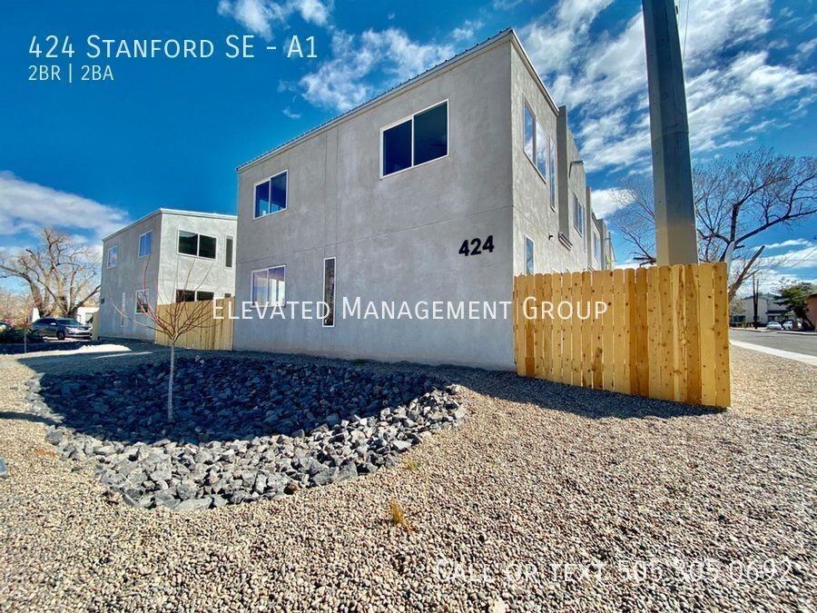 424 Stanford Dr Se #A1 - Photo 2 of 18