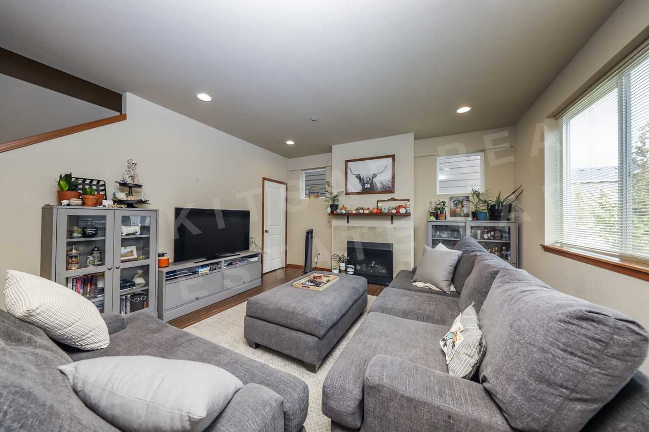 2503 Filbert Ave #NA - Photo 3 of 26