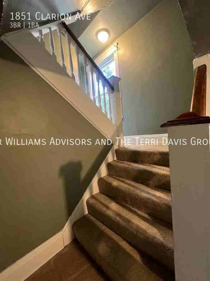 1851 Clarion Ave - Photo 3 of 23