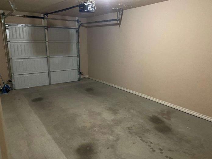 2513 Sw E Ave #A - Photo 7 of 20