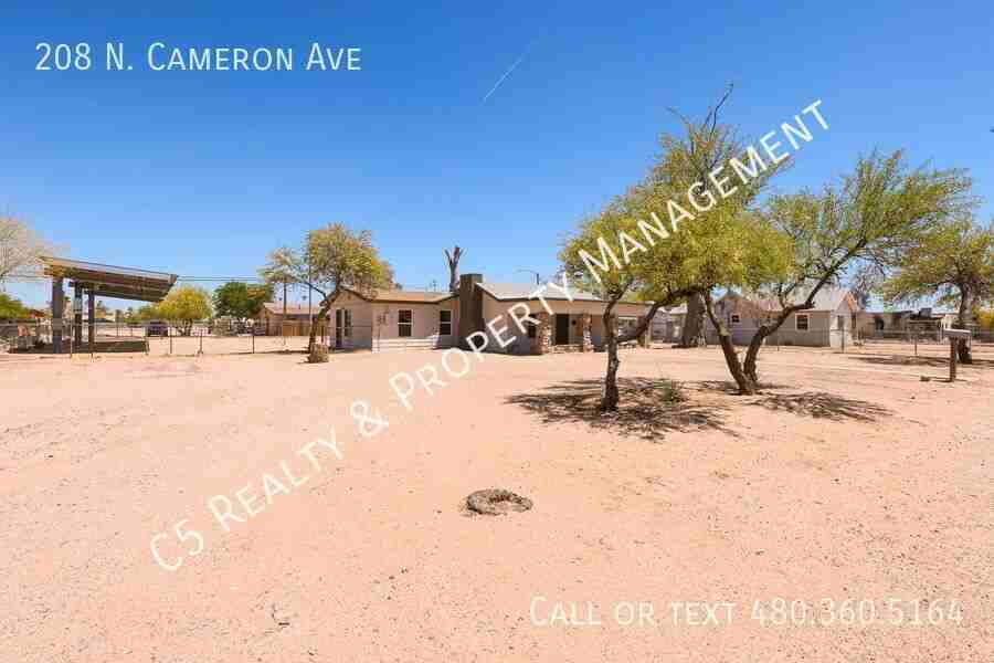 208 N Cameron Ave - Photo 2 of 28