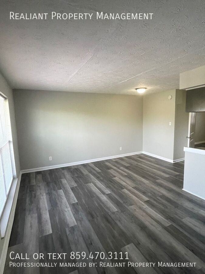 2021 Cambridge Dr #42