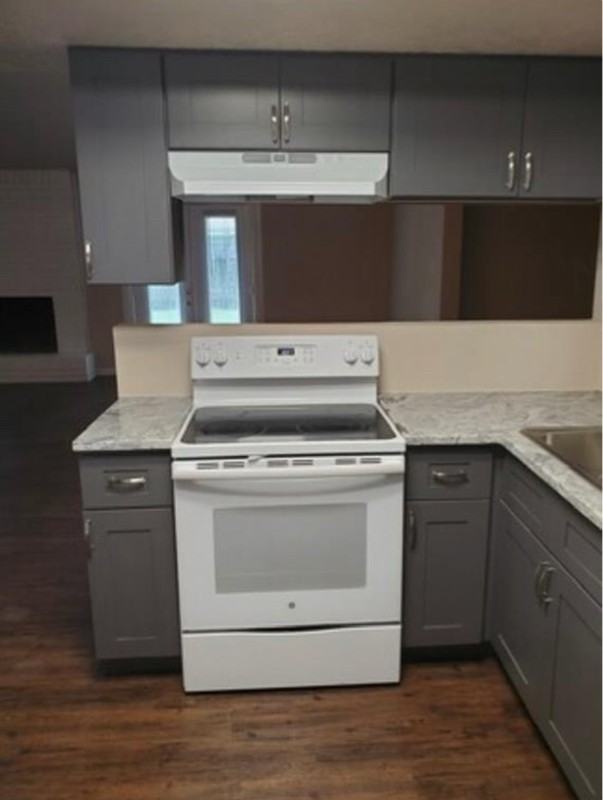 4414 Monteith Dr - Photo 3 of 9