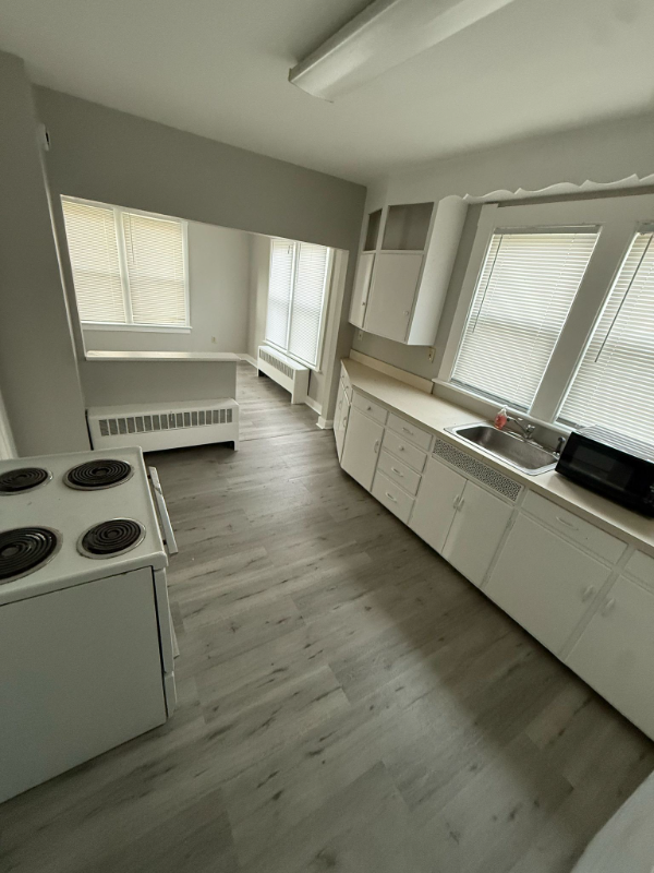 724 Watervliet Shaker Rd - Photo 3 of 5