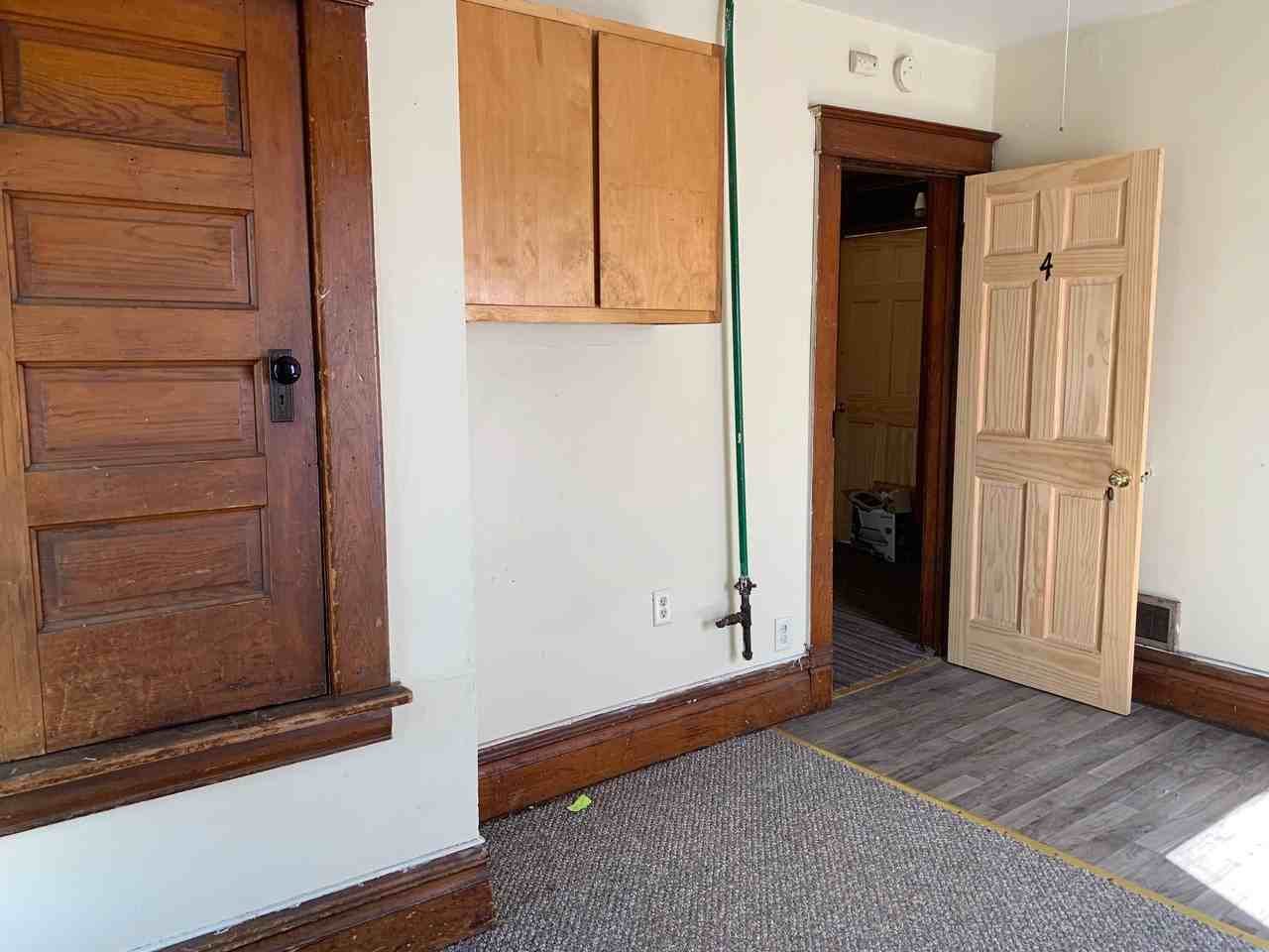 1815 Lafayette St - Photo 3 of 4