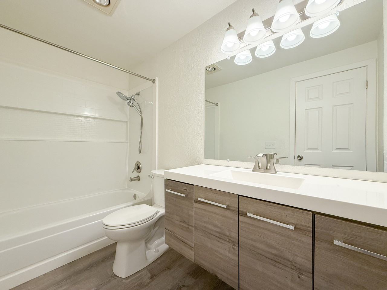 9494 Redmond - Photo 7 of 12