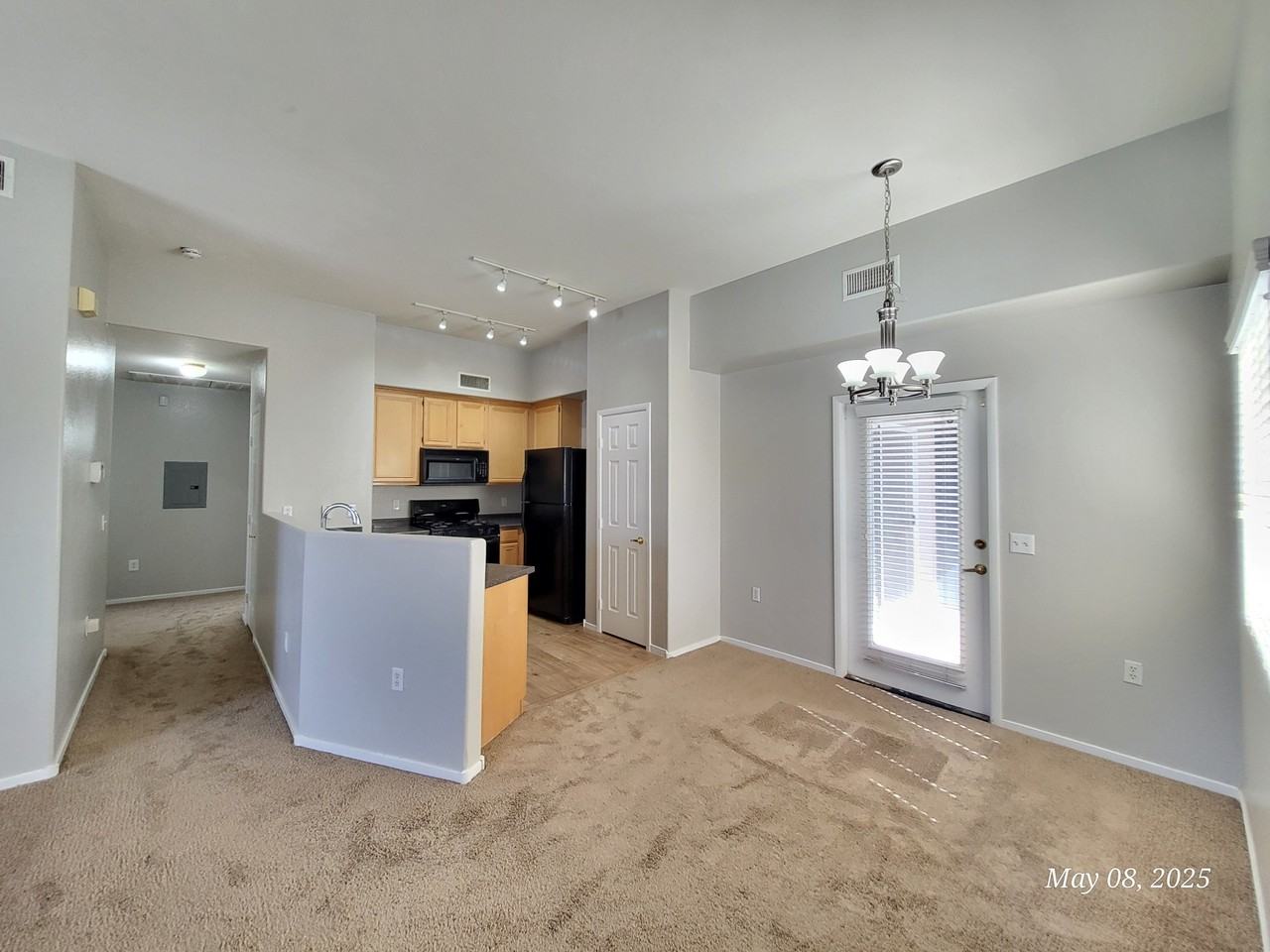 10245 S. Maryland Parkway Unit 2205 - Photo 3 of 15