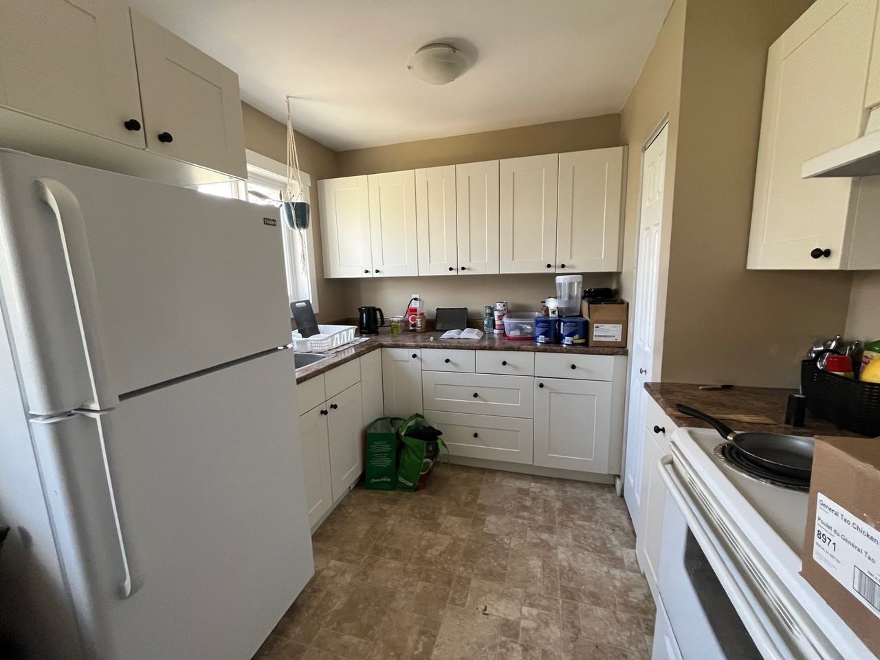 4807 53a St #7 - Photo 3 of 13