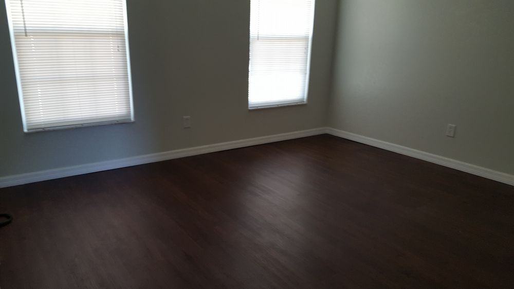 1059 Tompkins Dr - Photo 3 of 14