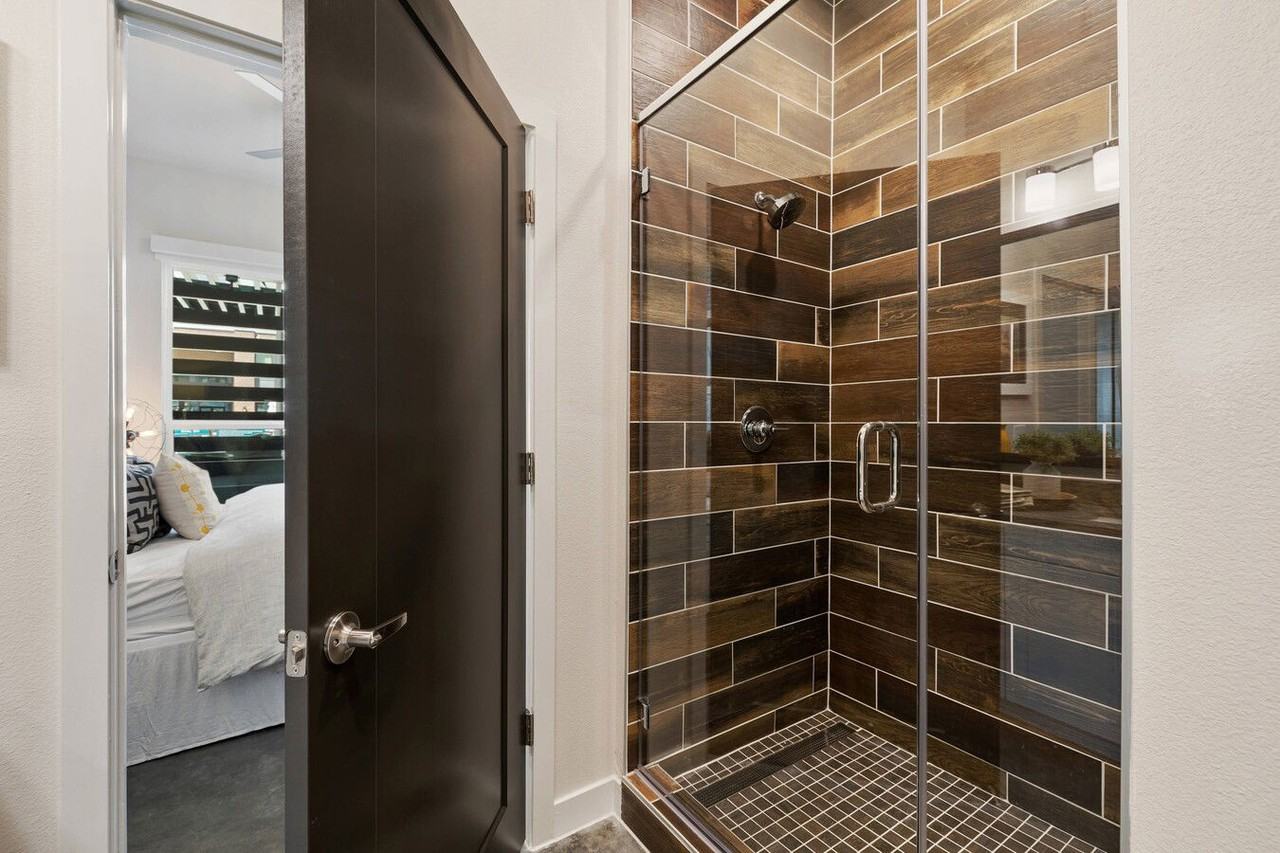 Edwards St - Photo 6 of 8