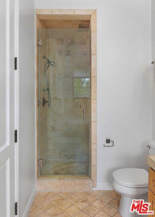 744 N Alfred St #104 - Photo 3 of 8