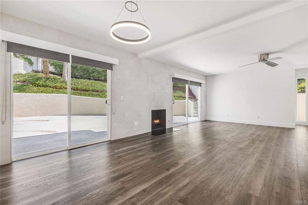 224 Old Newport Blvd - Photo 3 of 8