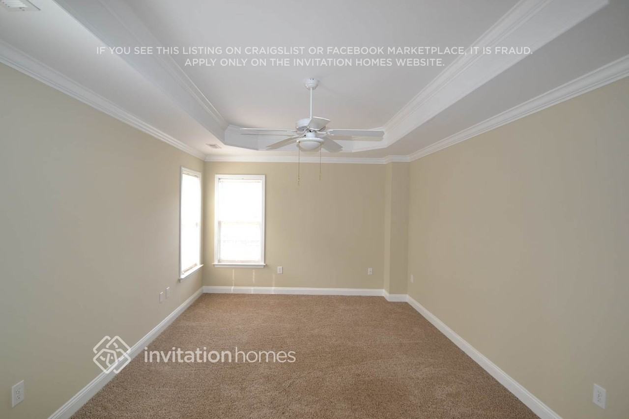 9203 Highrock Dr - Photo 2 of 6