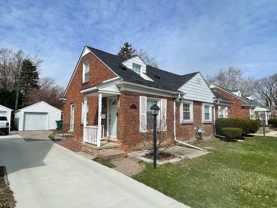 5 Carlton Ln - Photo 1 of 1