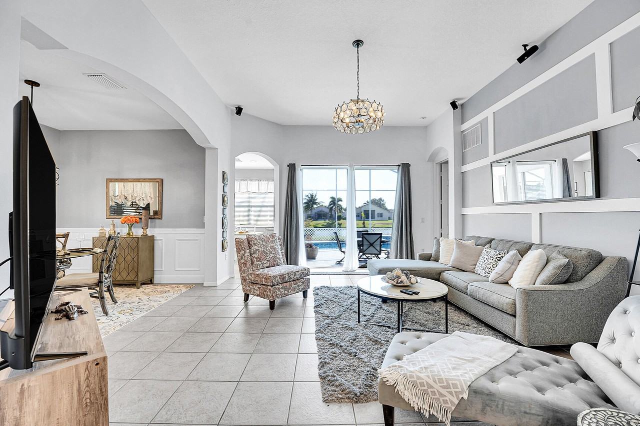 515 Sw Indian Key Dr - Photo 5 of 44