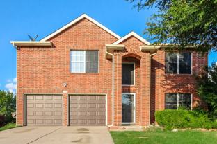 501 Longshore Dr - Photo 1 of 1