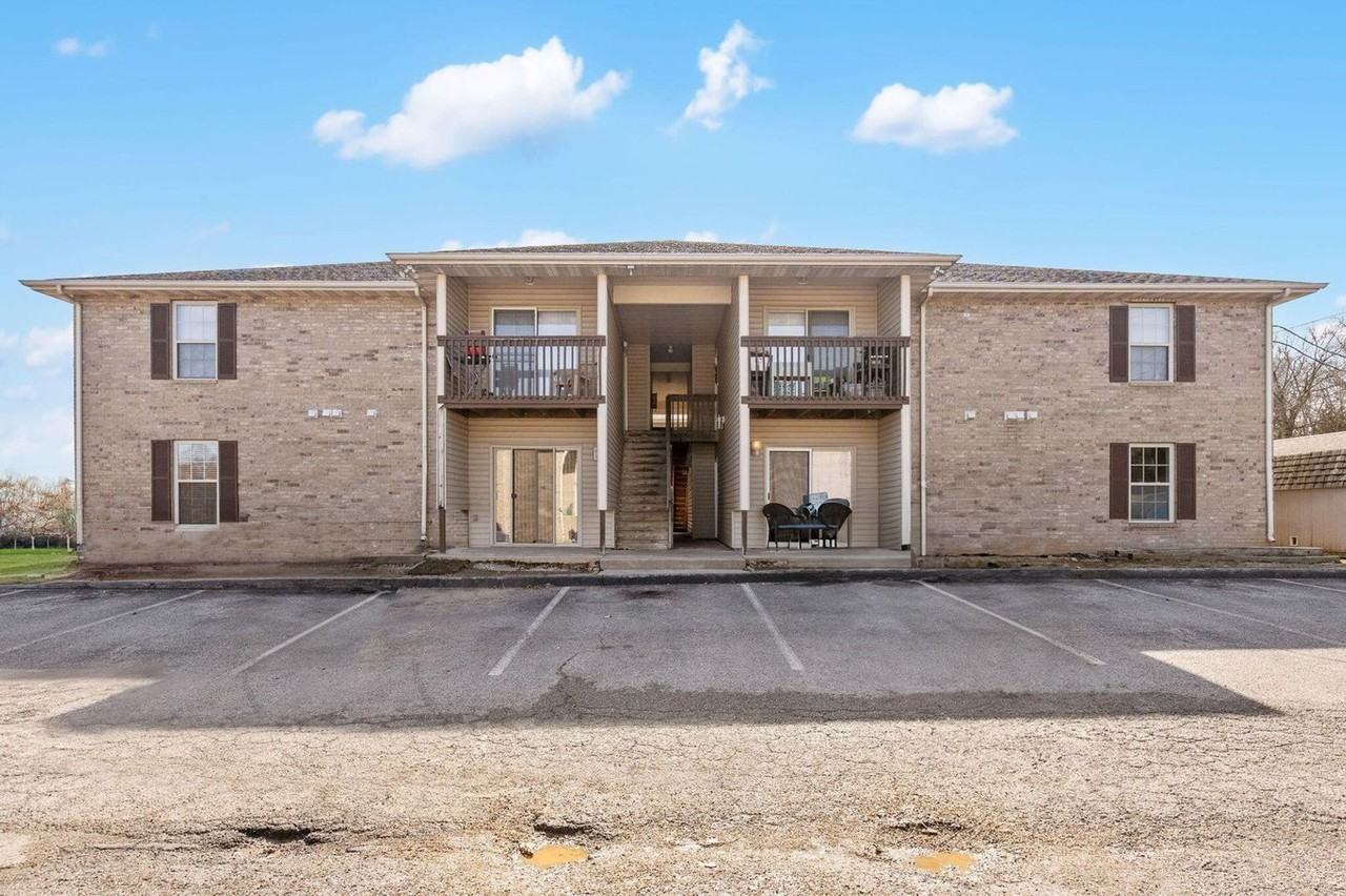 Ozark South Apartments - Photo 7 of 13