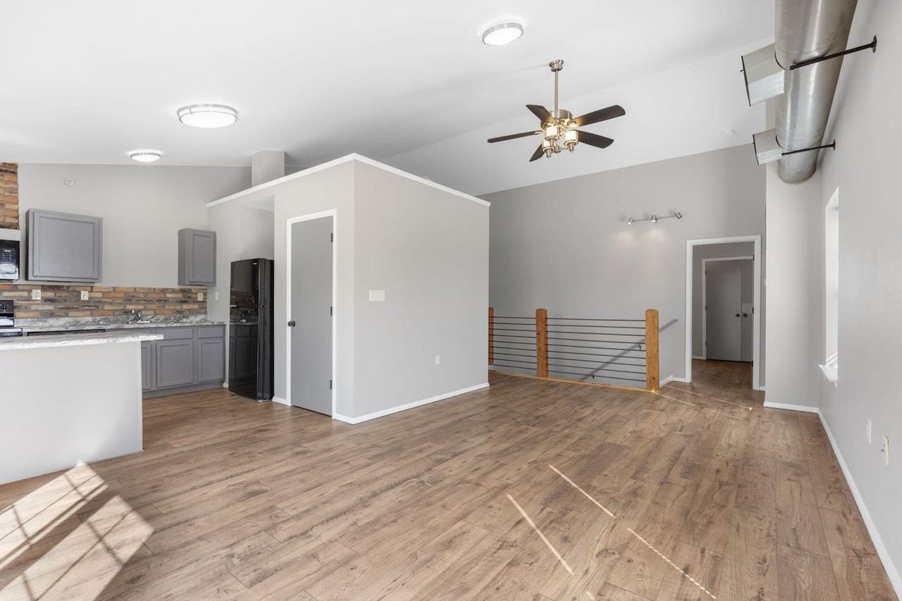 Parkway Townhomes - Photo 2 of 22