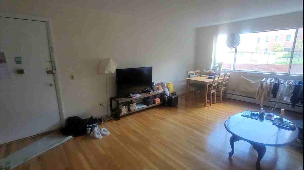 95 Gardner St - Photo 2 of 13