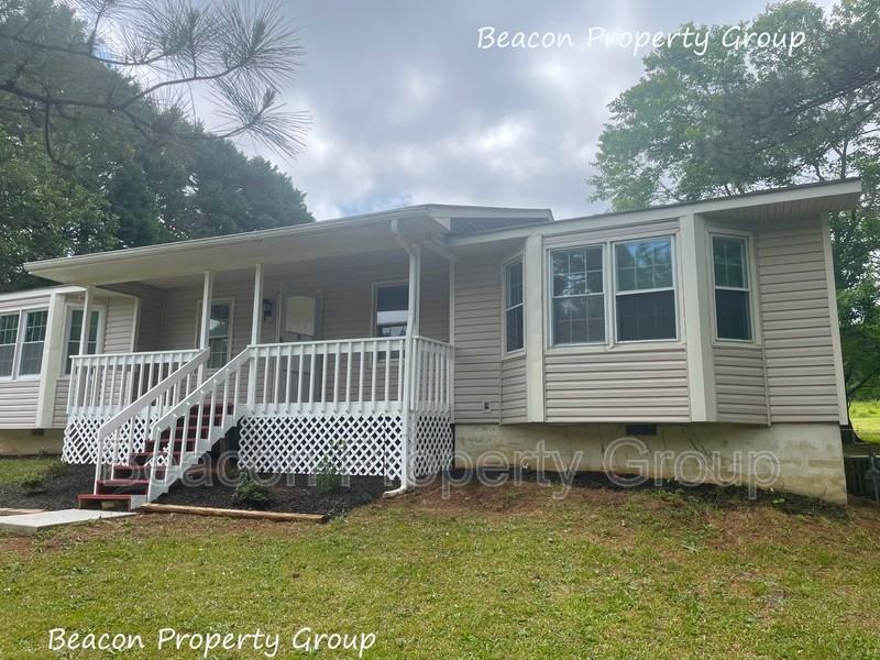 140 Frances Shirey Way - Photo 2 of 11