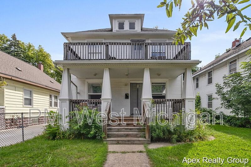 1530 Quarry Ave Nw #1 - Photo 2 of 13