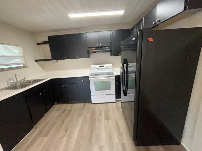 1409 S Westmoreland Dr #2 - Photo 5 of 11