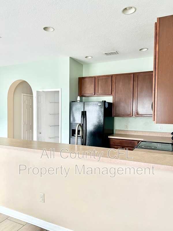 12137 Citruswood Dr - Photo 7 of 32