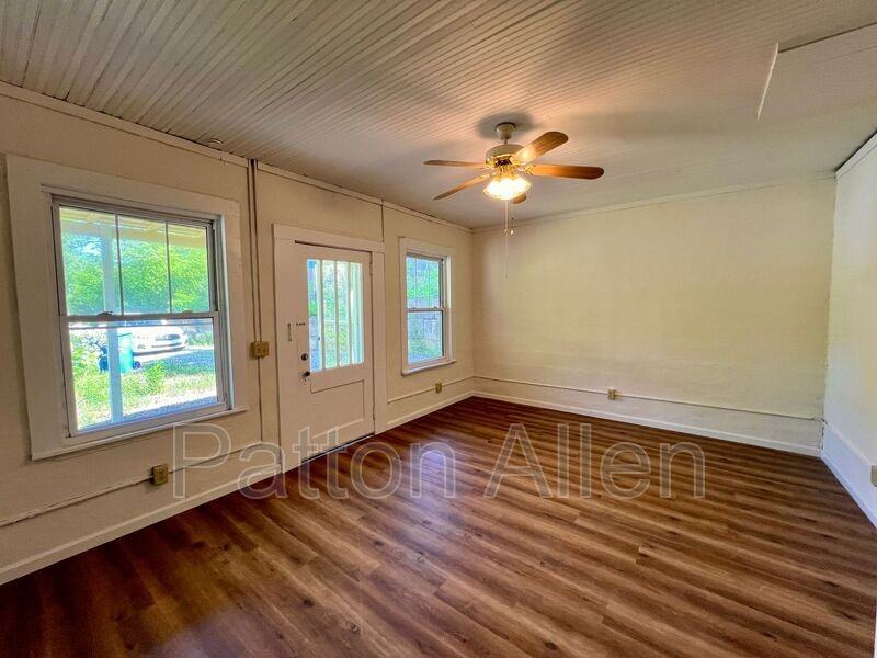 310 Old County Home Rd - Photo 2 of 27
