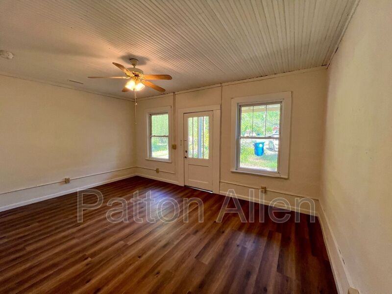 310 Old County Home Rd - Photo 3 of 27