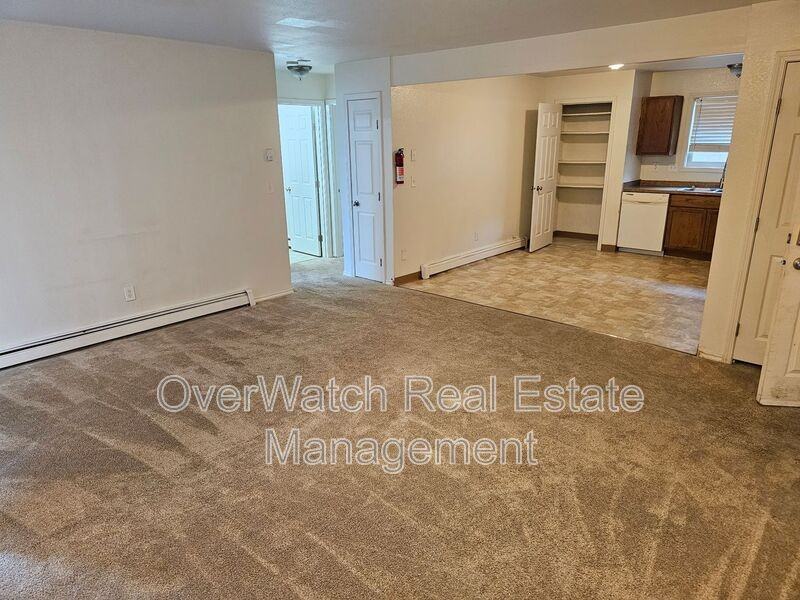 11400 Heritage Ct #2 - Photo 3 of 7