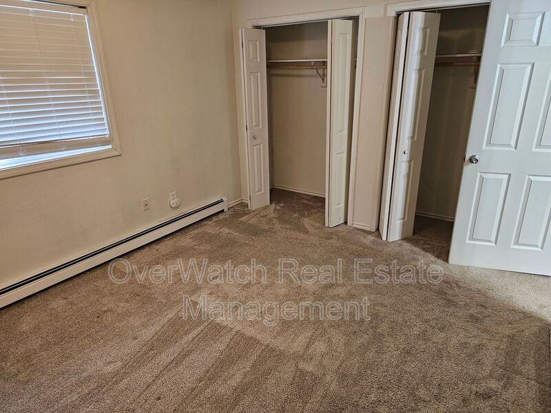 11400 Heritage Ct #2 - Photo 6 of 7