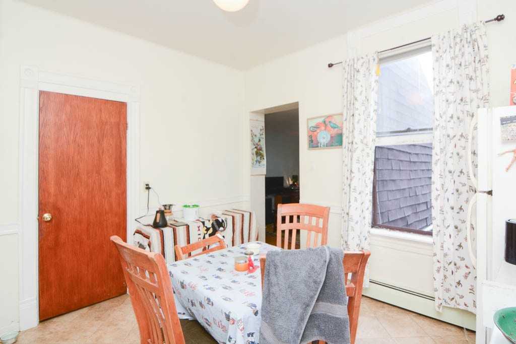 2823 W Shakespeare Ave #2 - Photo 7 of 20