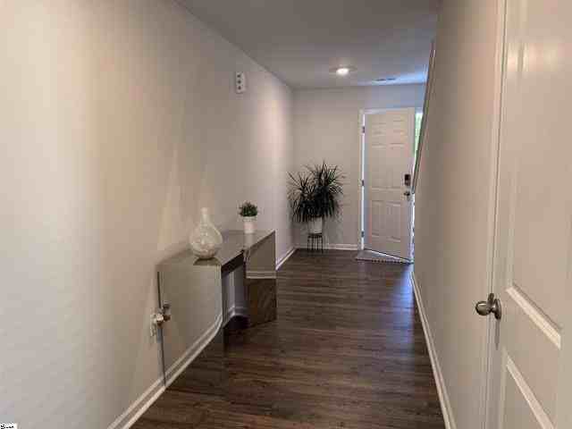 1883 Bridle Ln - Photo 5 of 18