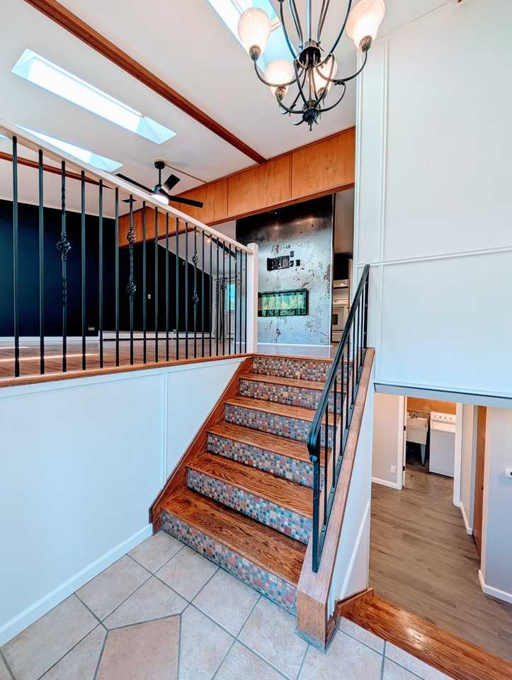 26745 Freeport Ave - Photo 2 of 23