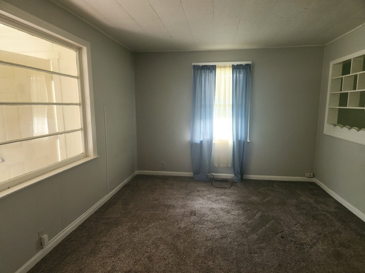 1664 W Division St - Photo 2 of 7