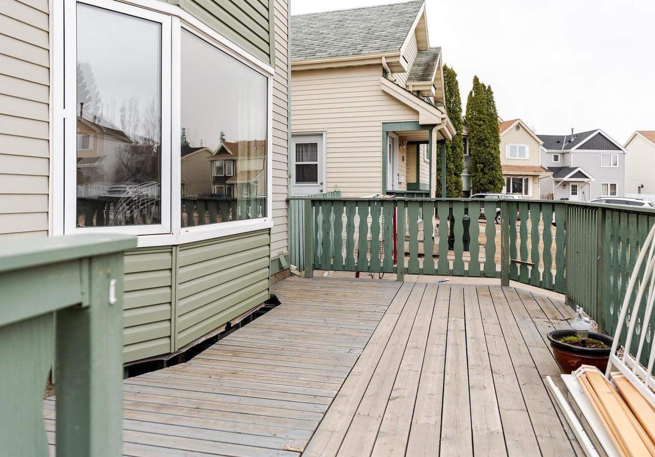 285 Vantage Lane - Photo 2 of 17