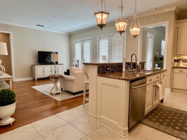 1418 Stickley Ave - Photo 6 of 45