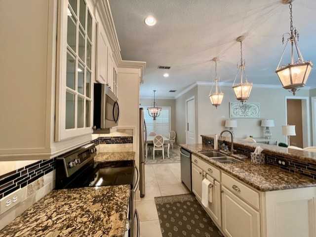 1418 Stickley Ave - Photo 7 of 45