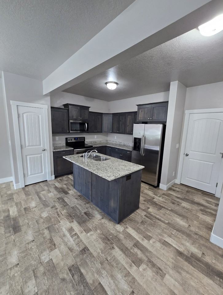 453 Wn #105 - Photo 2 of 11