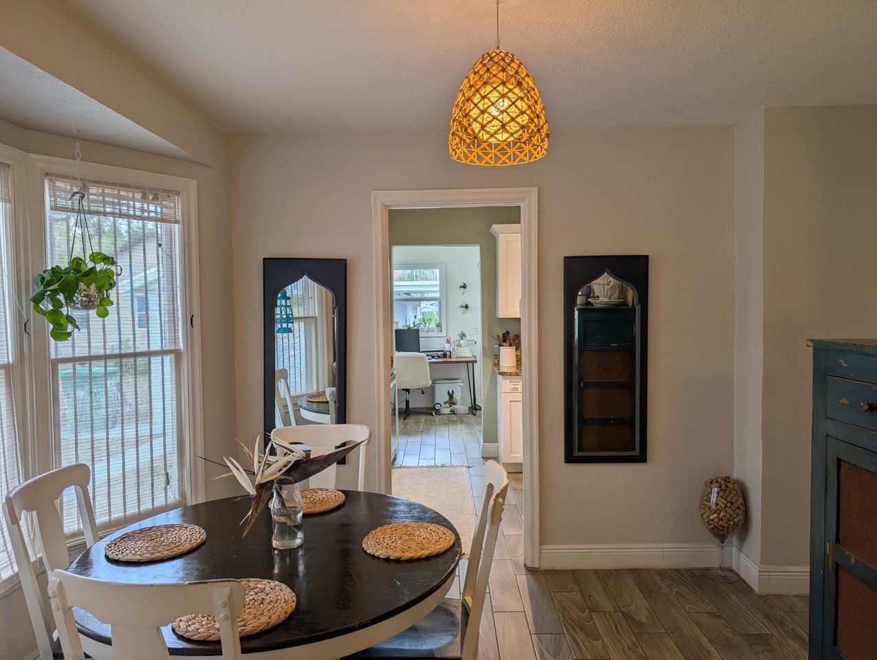 1008 E Hamilton Ave - Photo 4 of 25