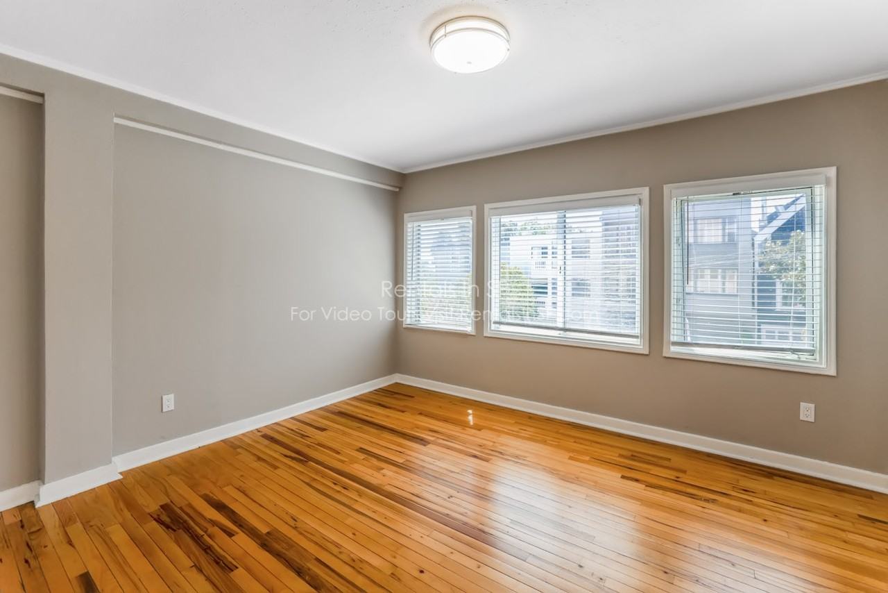 4250 21st St - Photo 3 of 18