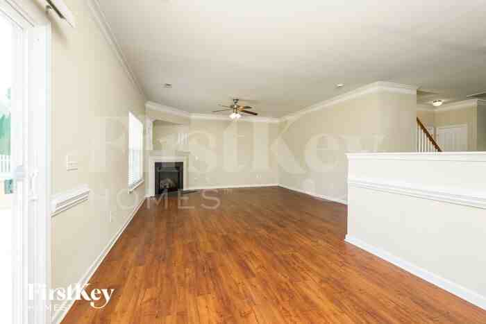 5277 Crosswinds Rd - Photo 2 of 7
