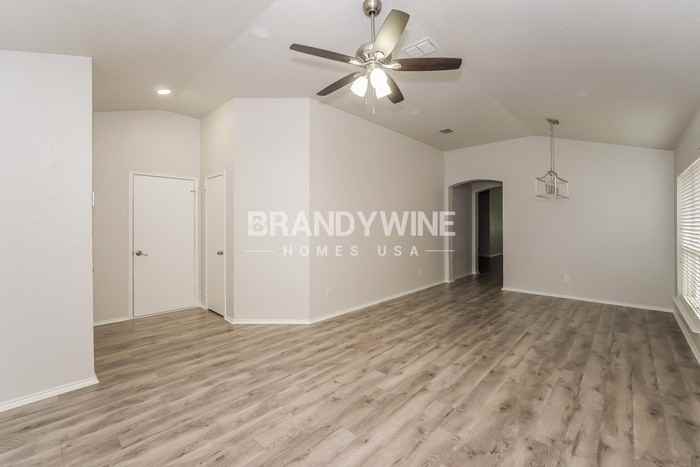 10617 Pumice Dr - Photo 3 of 21