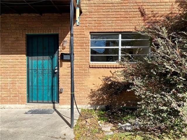 4801 Dauphine St #B - Photo 2 of 19