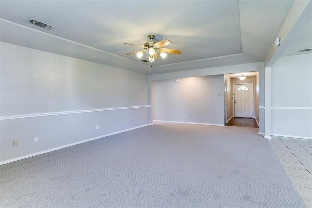 7020 Stonybrooke Drive - Photo 5 of 24