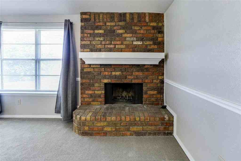 7020 Stonybrooke Drive - Photo 7 of 24