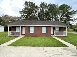 featured image of 212A Dale Dr