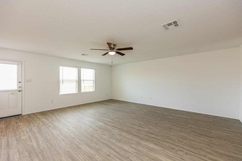6622 Morgan Cp - Photo 5 of 17