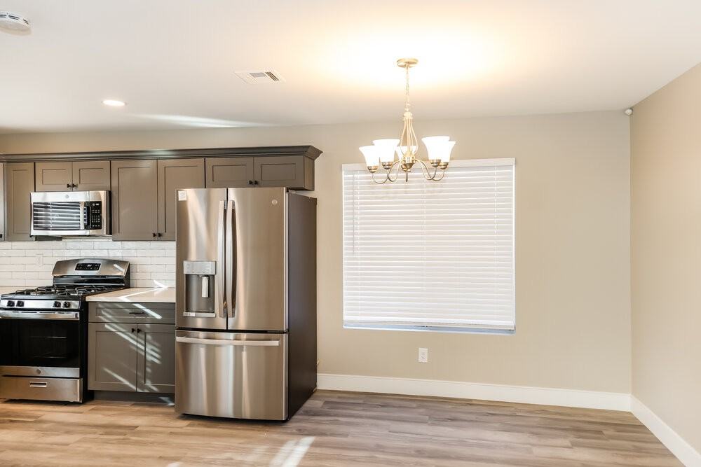 405 Rocky Rd - Photo 6 of 16